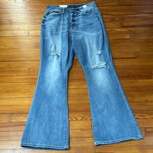 Judy Blue Distressed Flare Jeans in Blue